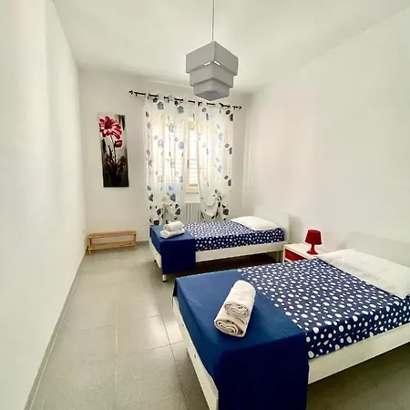 Guest house Fabs House *